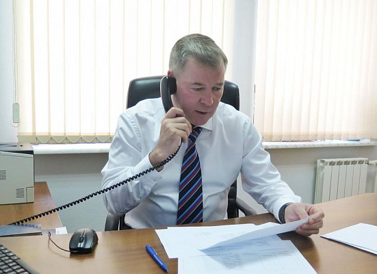 Николай Малов работает с обращениями избирателей в регионе